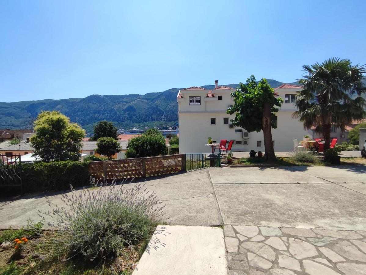Apartments Zeljka-Dobrota Kotor Ngoại thất bức ảnh